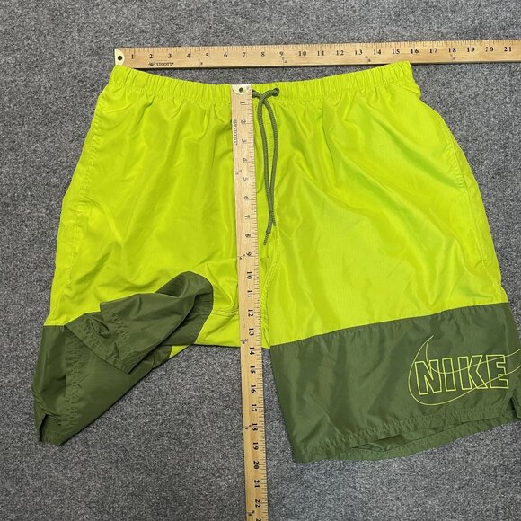 Nike Swim Men's Split Packable 9 Inch Volley Short Atomic Green Size XL - Picture 7 of 7